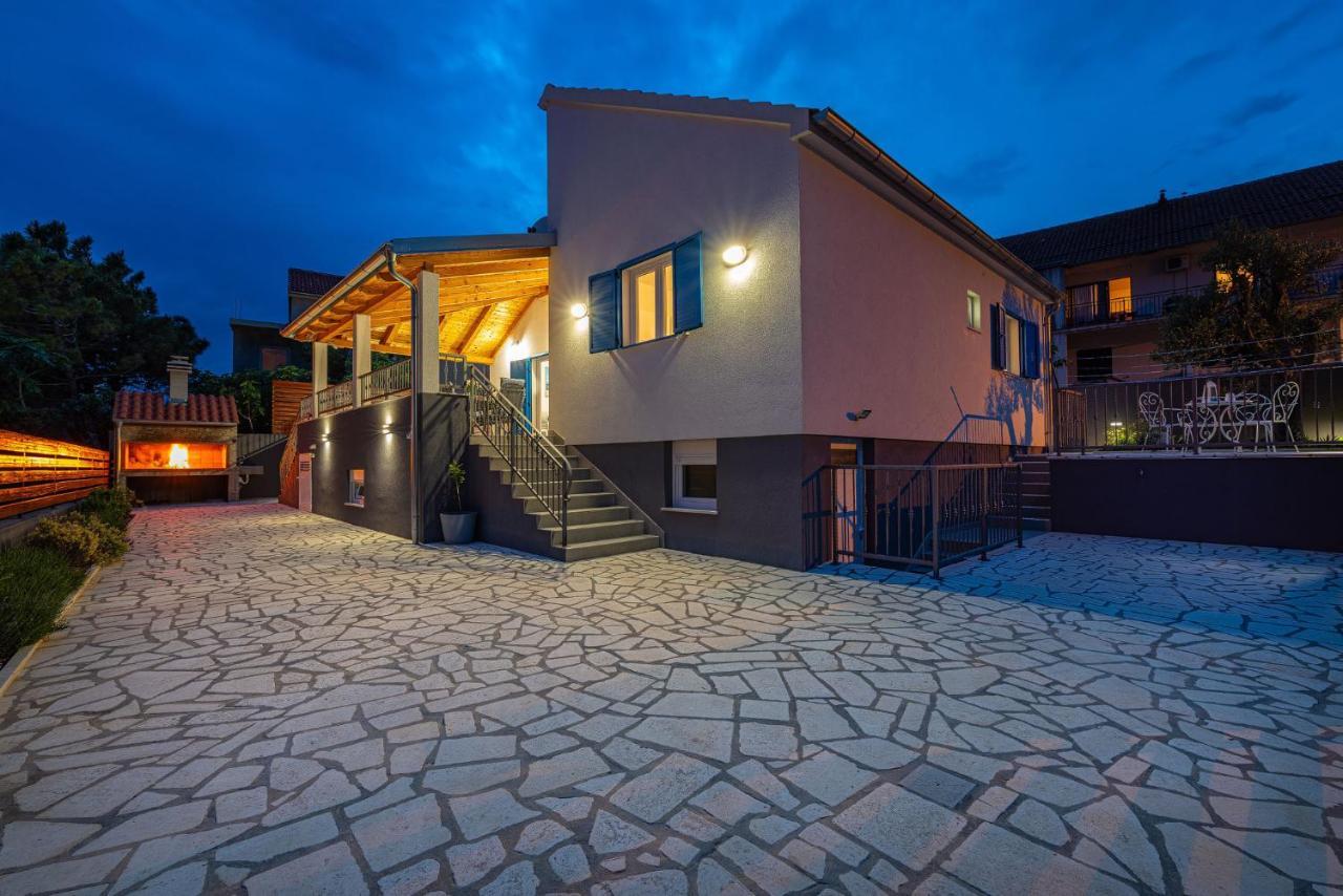 Villa Nika 야세니스 외부 사진